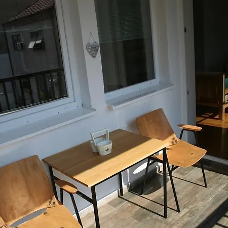 Kalendar's Place דירה